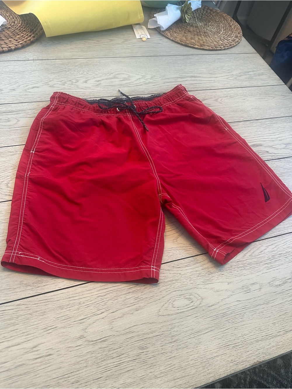Nautica Men’s Swim Trunks Size L Red Quick Dry Mesh Lined Board Shorts EUC